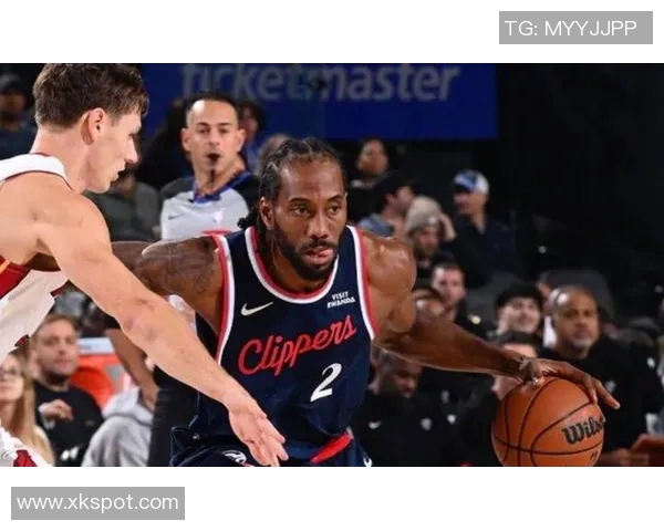 快船豪取三连胜冲击附加赛距离第十名开拓者仅差两场胜利