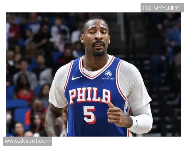 克林根表现出色零失误零罚球高效砍下18分11篮板展现强硬拼搏精神